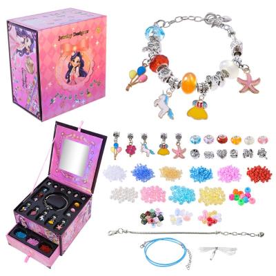 Аксесуари для дівчат арт. A62600 (36шт/2) набір для створення прикрас валіза 14*15*9см