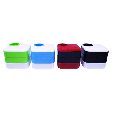 Подставка для ручек из 3 отд., пластиковая "Квадратная" Подставка для ручек из 3 отд., пластиковая "Квадратная"