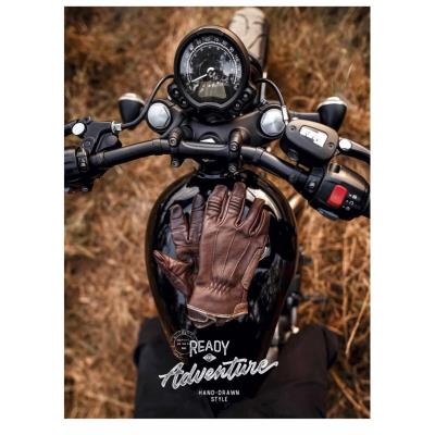 Зошит загальний, скоба, А4/80арк., у клітинку, білий блок, 70г/м2, картон, мат. ламінація + УФ лак, 