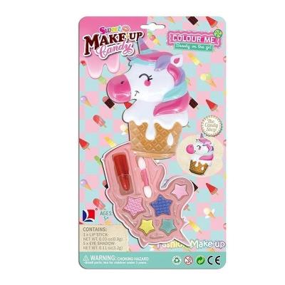 Косметика "Єдиноріг" 70634S (144шт/2) тіні, пензлик, помада на планш. 17,8*30,8*3,7 см Косметика "Єдиноріг" 70634S (144шт/2) тіні, пензлик, помада на планш. 17,8*30,8*3,7 см