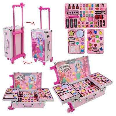 Набір стиліста арт. FT2068 (8шт/2) набір у валізі, силіконові коліщатка, тіні, лак, помада, аксес.