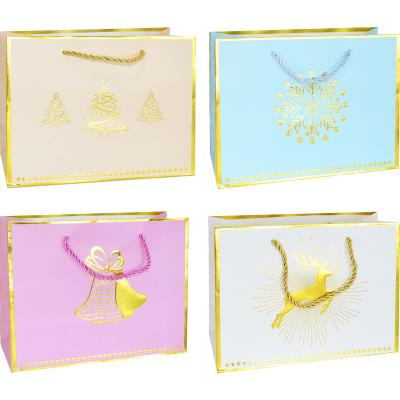 Подарунковий новорічний паперовий пакет 530S