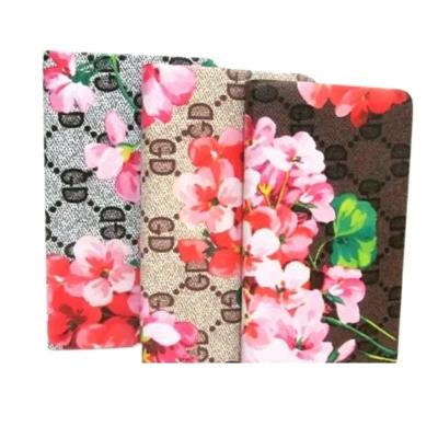 Блокнот "Квіти" 8*13,5см, 80арк, рельєфна обкладинка (1/) Блокнот "Квіти" 8*13,5см, 80арк, рельєфна обкладинка (1/)