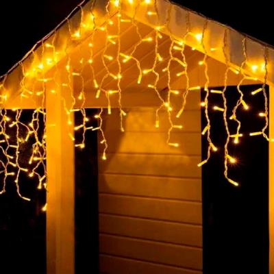 Вул. БАХРОМА 100 LED 3м-0,7м, білий каучук 3,3м, білий теплий (з режимами) Вул. БАХРОМА 100 LED 3м-0,7м, білий каучук 3,3м, білий теплий (з режимами)