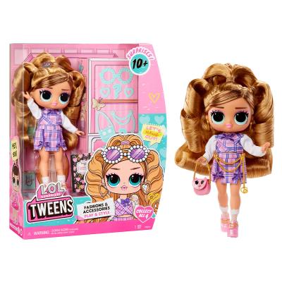 Ігровий набір з лялькою L.O.L. SURPRISE! серії "Tweens Core" – МОДНИЦЯ (з аксес.) Ігровий набір з лялькою L.O.L. SURPRISE! серії "Tweens Core" – МОДНИЦЯ (з аксес.)