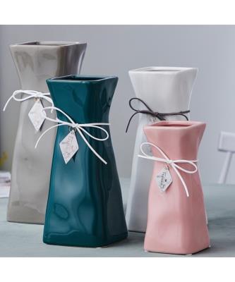 Ваза VIVA BLOOM / 24 см /в ас-ті (A060248)